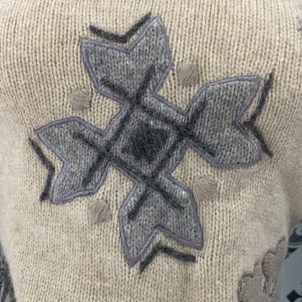 Like NEW VTG 90’ Eddie Bauer Lambswool Knit Embroidered Turtleneck - Picture 4 of 10